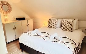 Scandinavian Wellness Met Hottub & Sauna